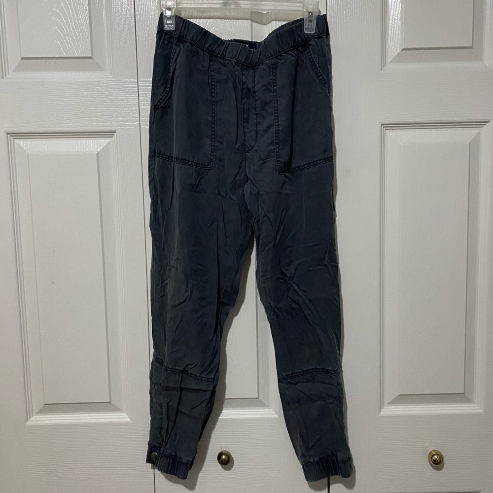 American Eagle jogger pants! Size small